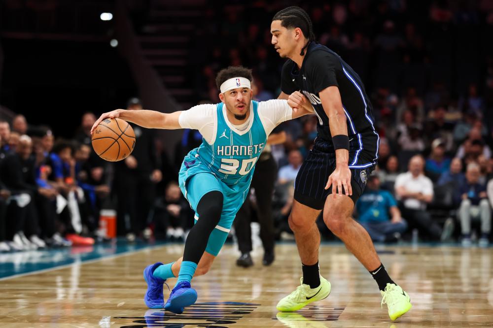 赛中后防线 赛中后防线