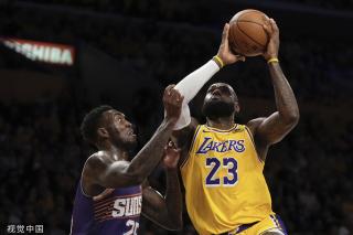 球的阻挡犯 球的阻挡犯