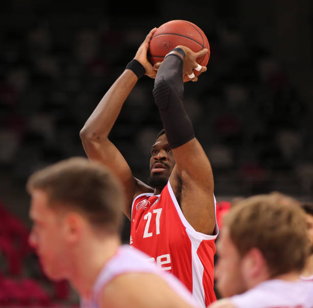 例如穆里尼 例如穆里尼